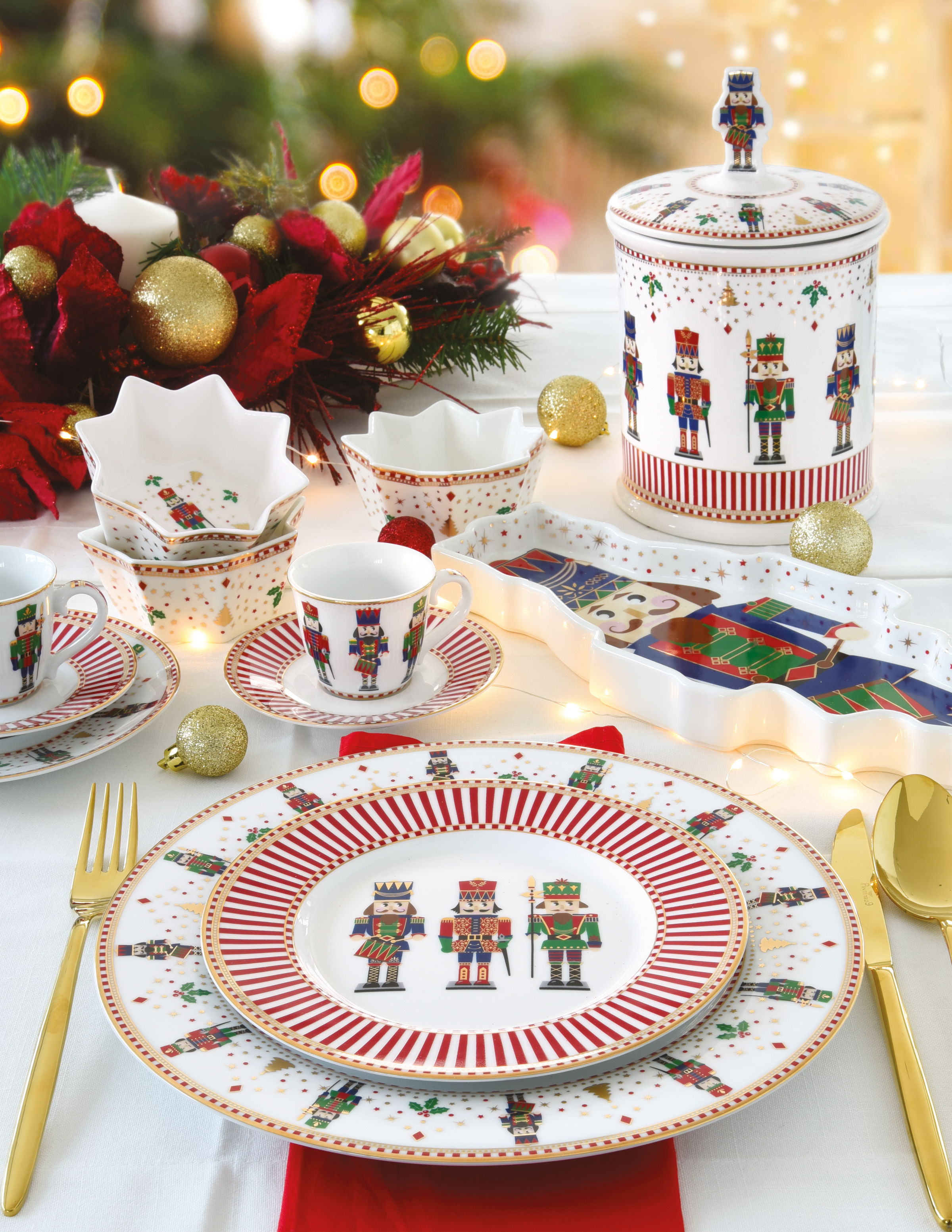 Servierplatte NUTCRACKER Nussknacker mit 3 Schalen 34x12cm in GB von EASY LIFE
