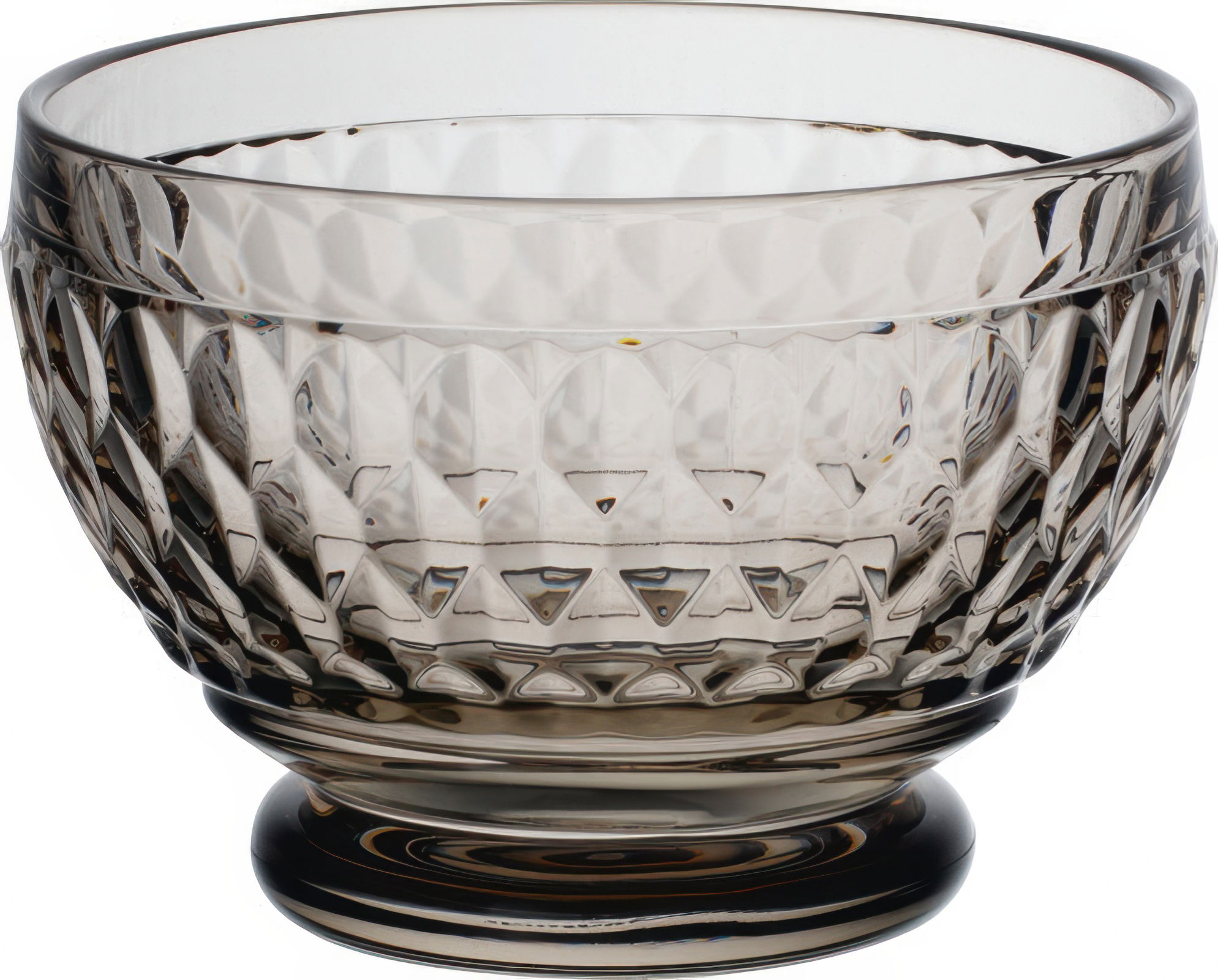 Eine runde, durchsichtige Glasschüssel mit facettiertem Muster und einem stabilen, breiten Fuß.