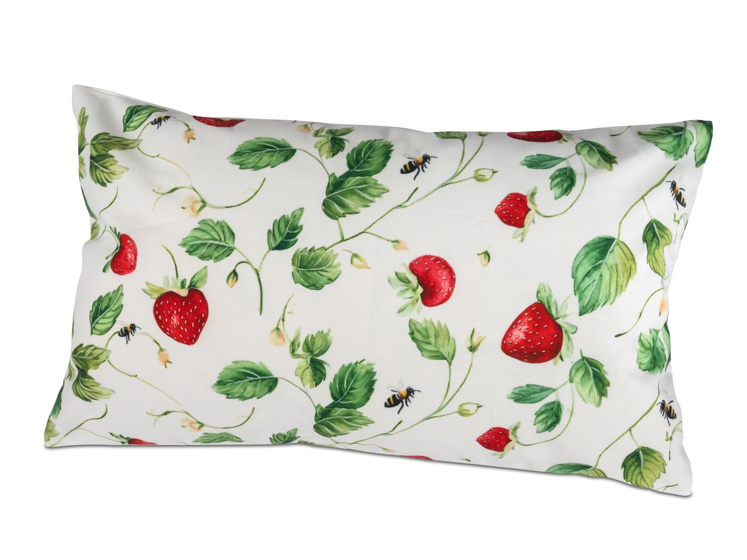 Weißes Kissen mit Erdbeeren, grünen Blättern und kleinen Bienen als Muster