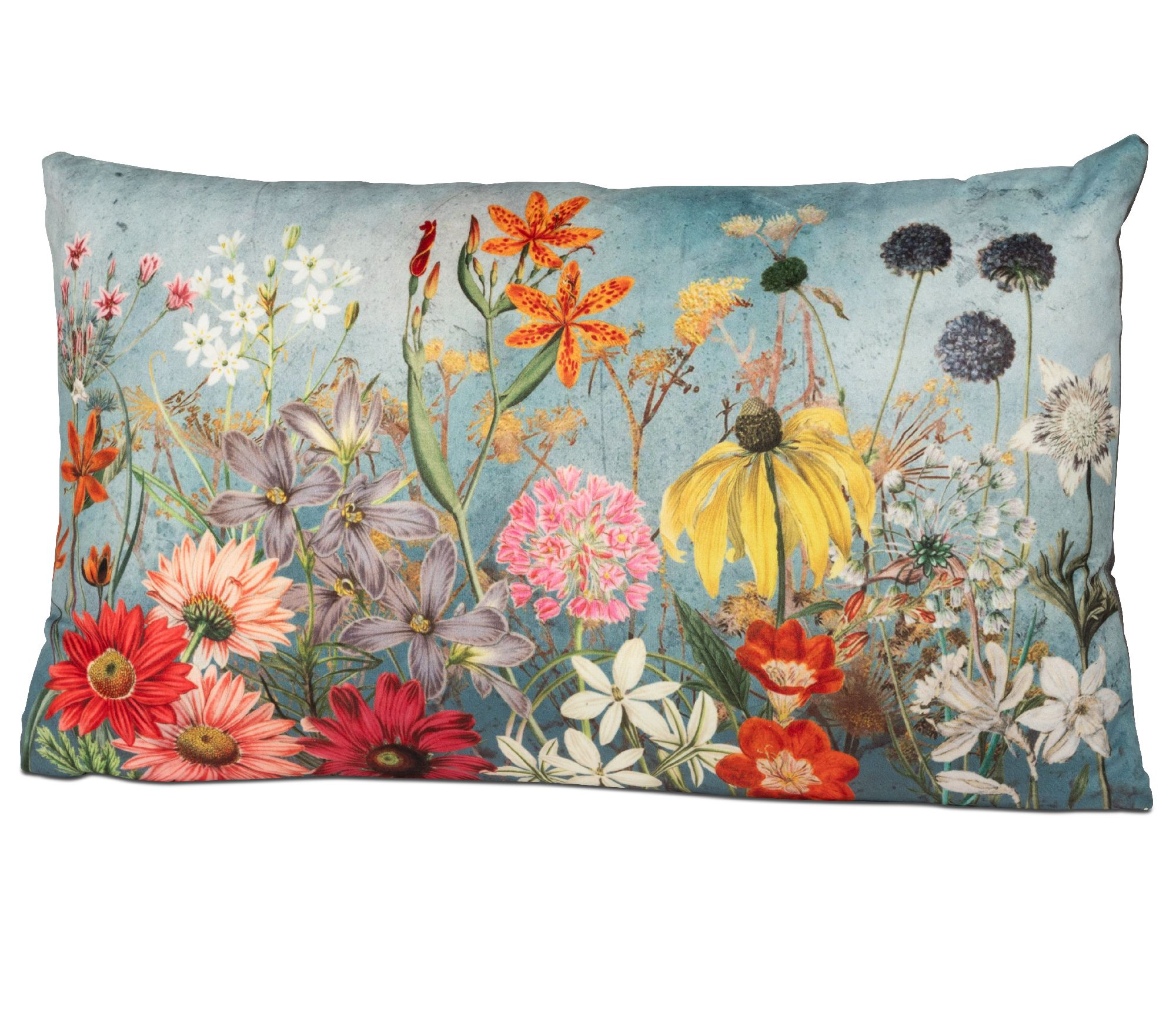 Kissen mit buntem Blumenmuster auf blauem Hintergrund, das verschiedene Blumenarten in unterschiedli