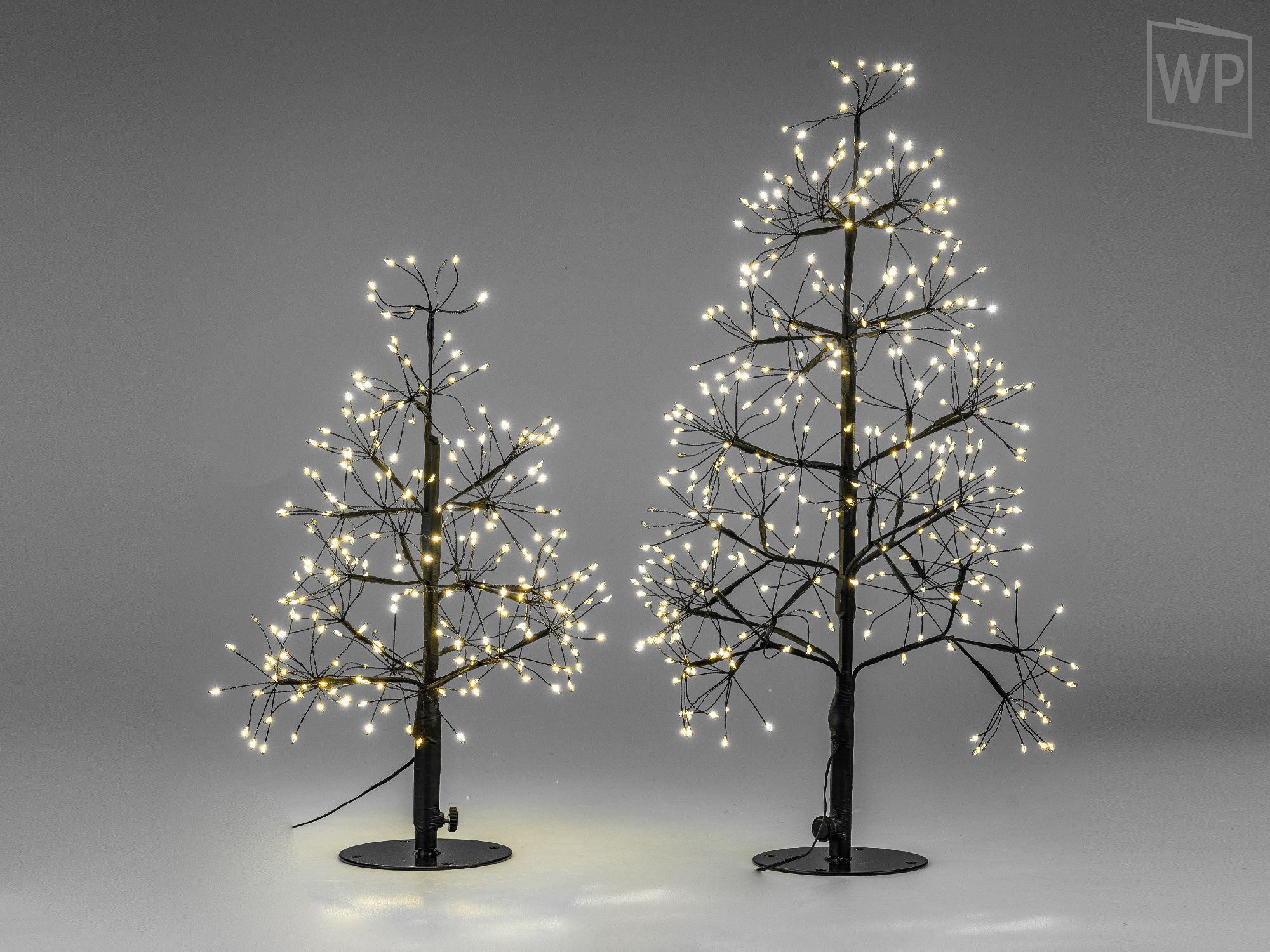 LED Deko Tanne, Baum mit Funkeleffekt H. 60cm schwarz mit 360 LEDs Formano W25