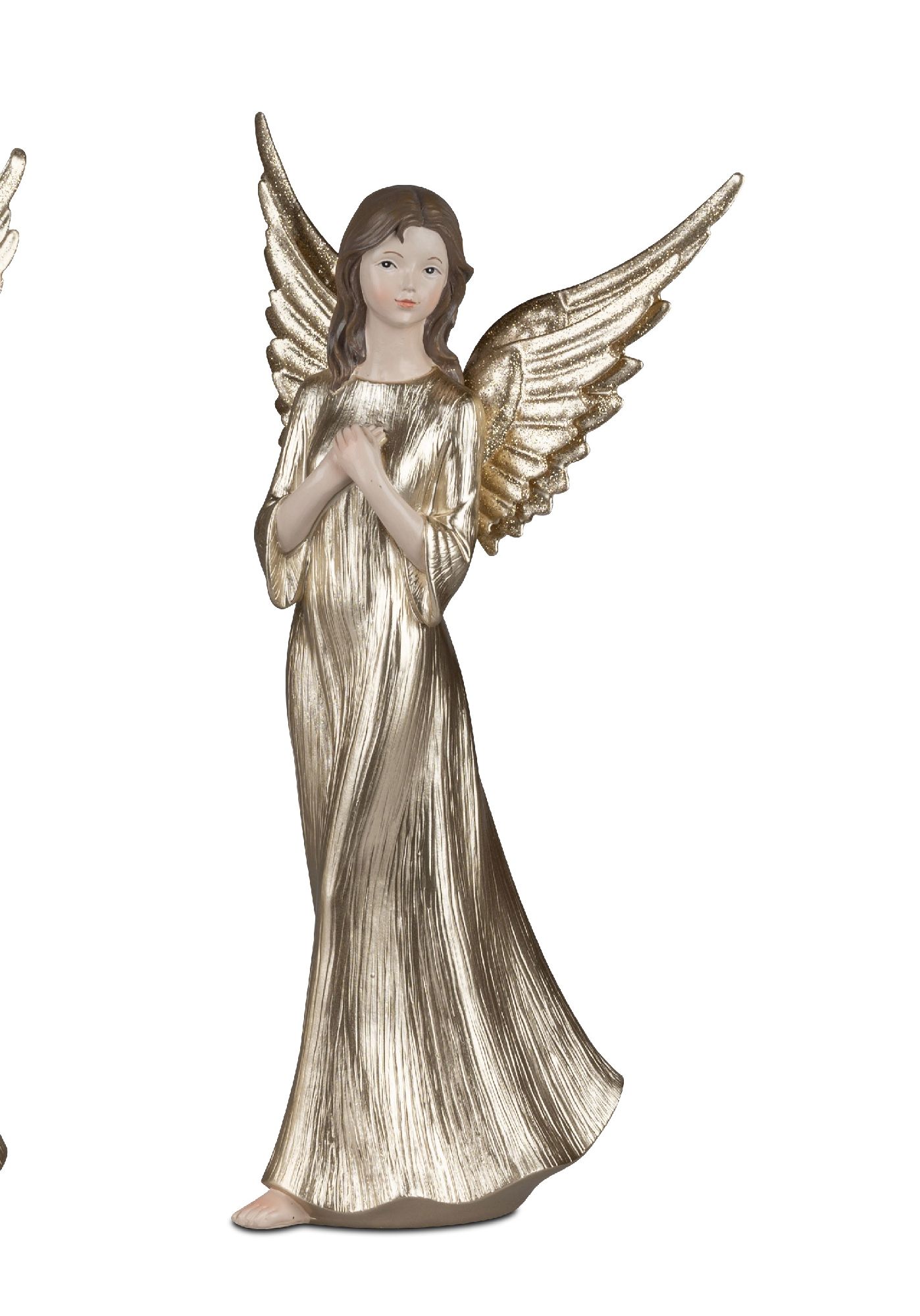 Eine goldene Engelstatue mit langen Flügeln und einem langen Kleid, die die Hände vor der Brust falt