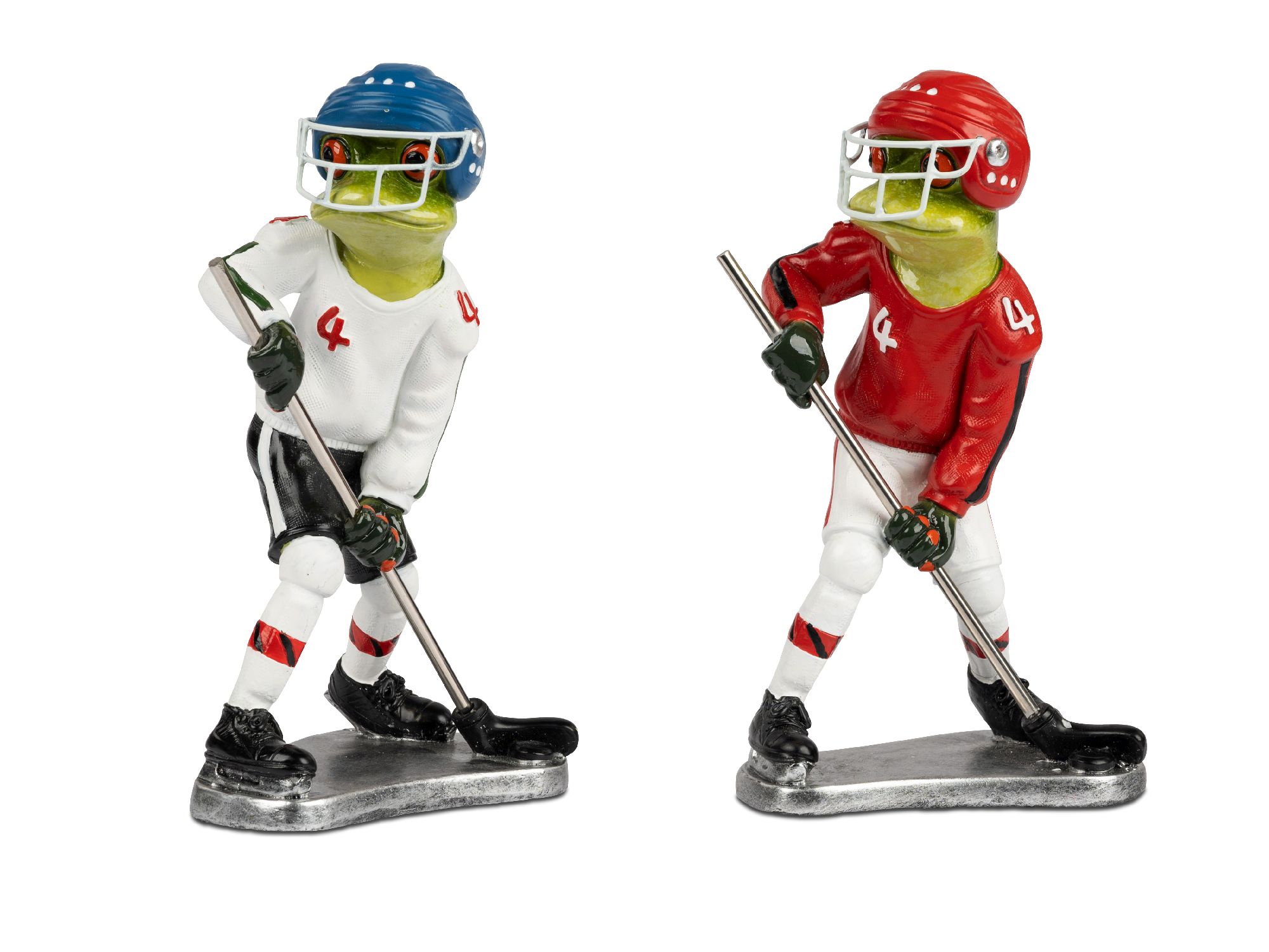 Zwei Froschfiguren in Sportkleidung, eine in Weiß mit blauen Helm, die andere in Rot, beide mit Schlägern auf einer Basis.