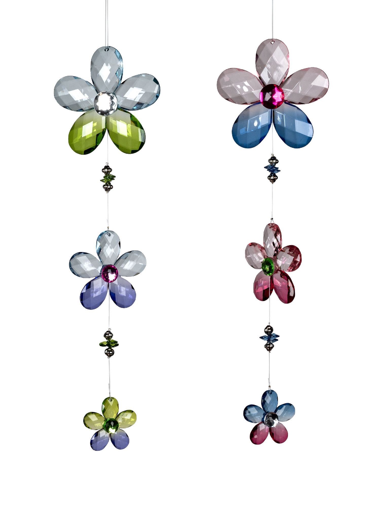 Bunte, glitzernde Blumen aus Kunststoff hängen an Fäden, in verschiedenen Farben und Größen angeordn