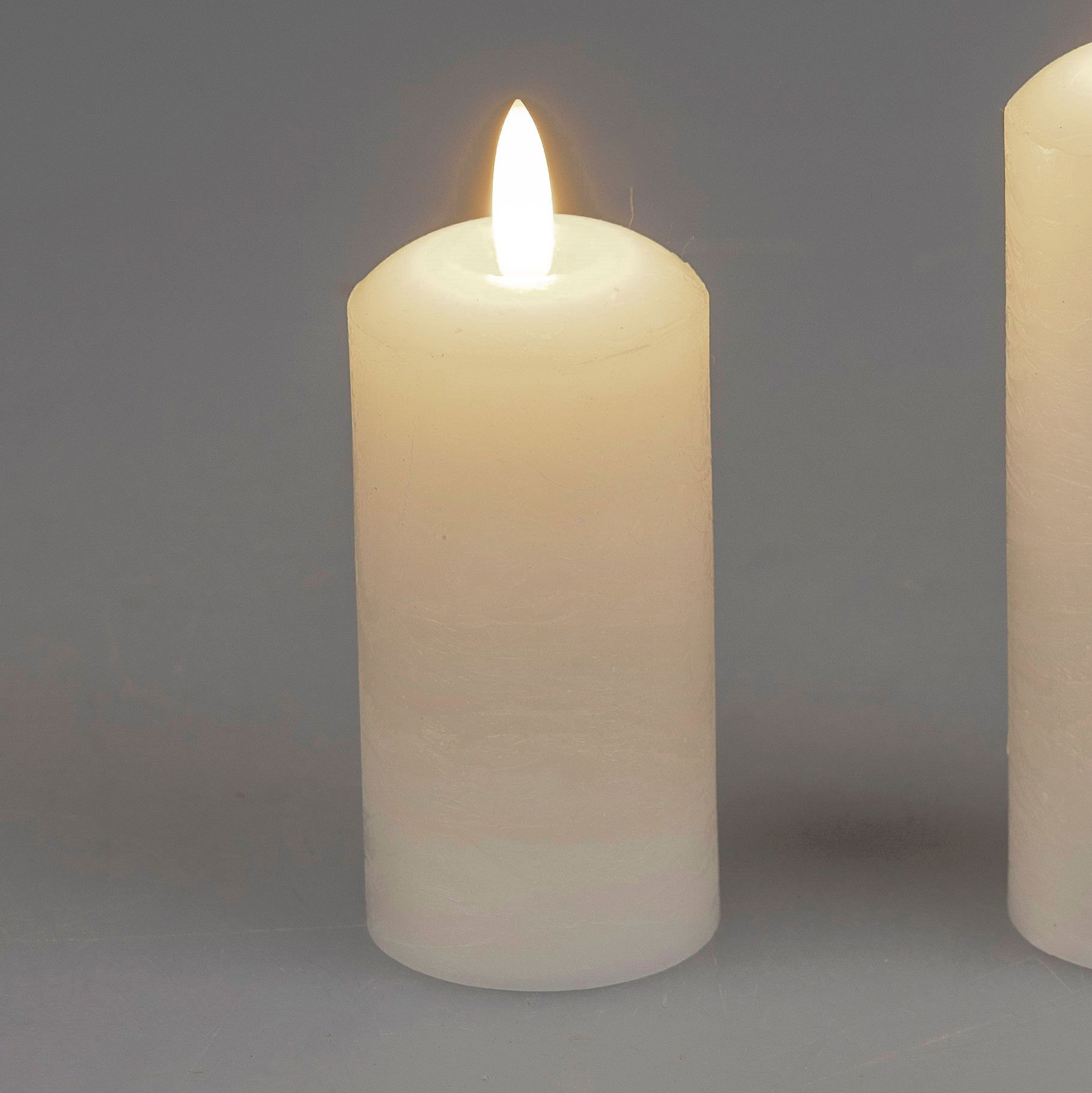 LED Kerze RUSTIK creme weiß Höhe 10cm,Durchmesser 5cm mit Timer aus Wachs von FORMANO