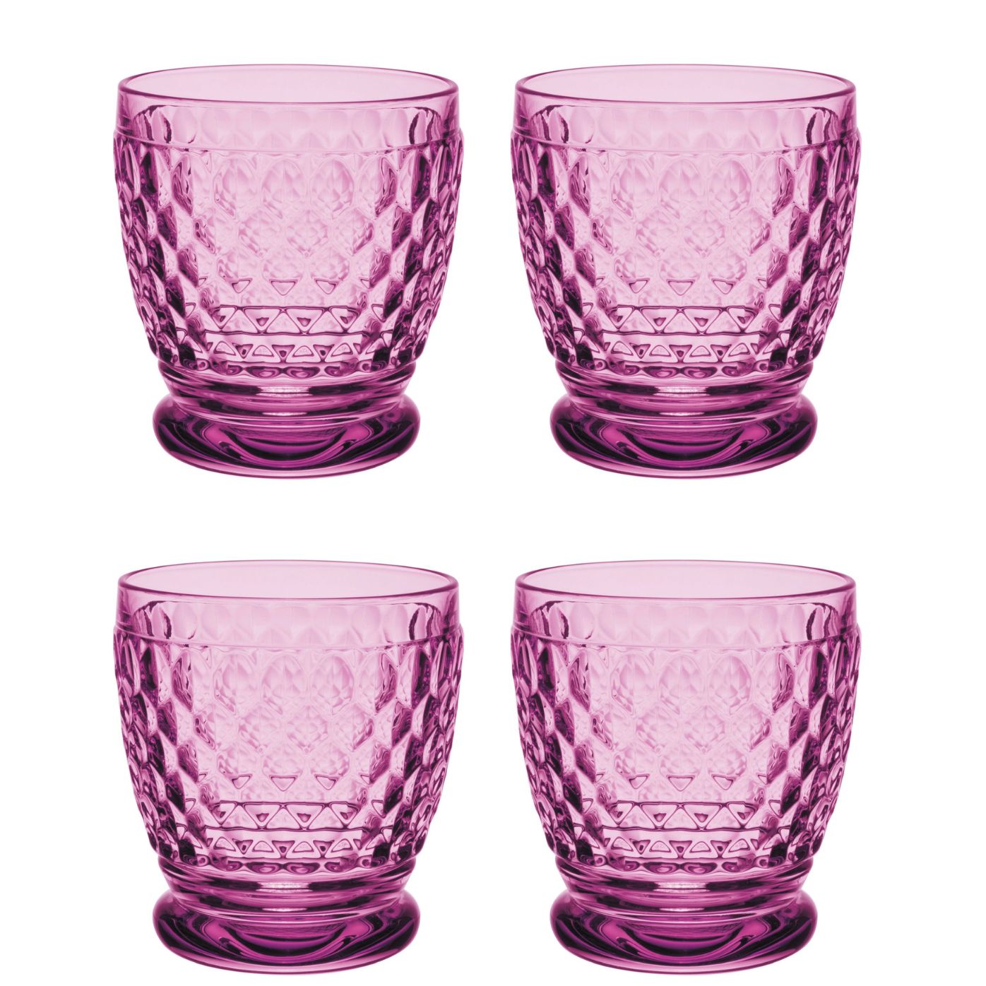 Vier lila Gläser mit strukturiertem Design auf weißem Hintergrund