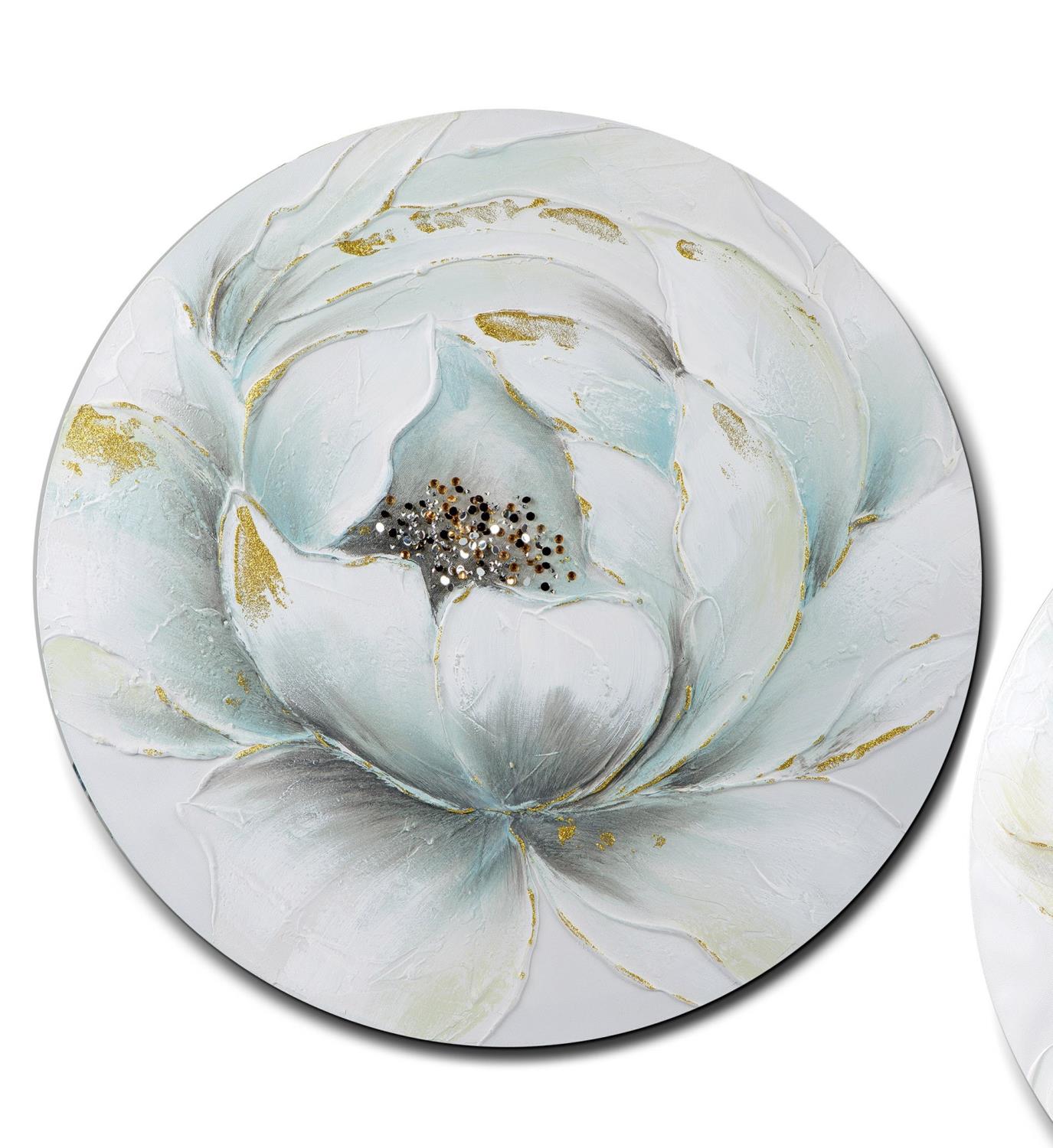 Runde Wanddekoration mit einer blühenden, weißen Blume, verziert mit goldenen Akzenten und feinen Details im Inneren.