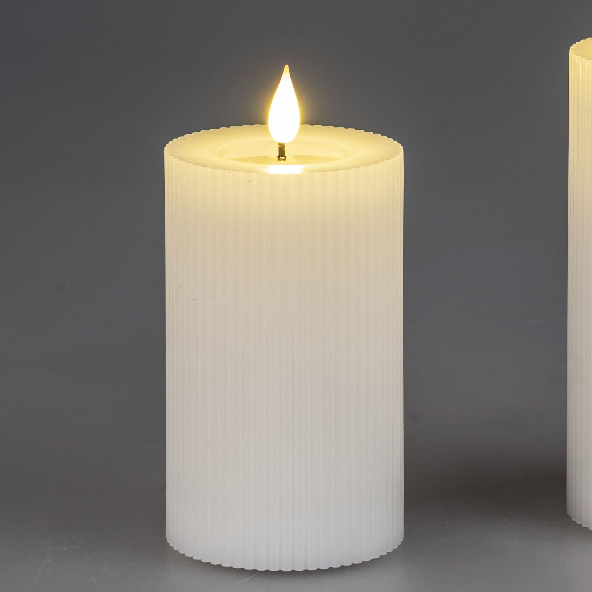 LED Kerze STREIFEN H. 12.5cm D. 7.5cm weiß mit Timer Formano
