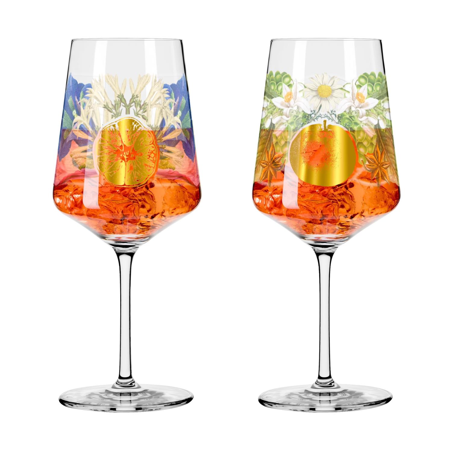 Ein von RITZENHOFF-Aperitifglas „Sommerrausch Deluxe“ mit den Modellnummern 17 und 18, entworfen vo