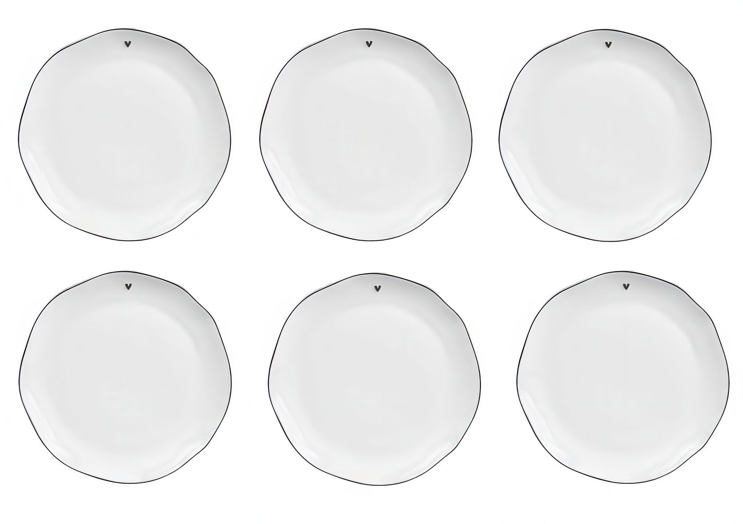 Sechs weiße Teller mit gewelltem Rand und schwarzem Akzent oben. Sie sind gleichmäßig angeordnet.