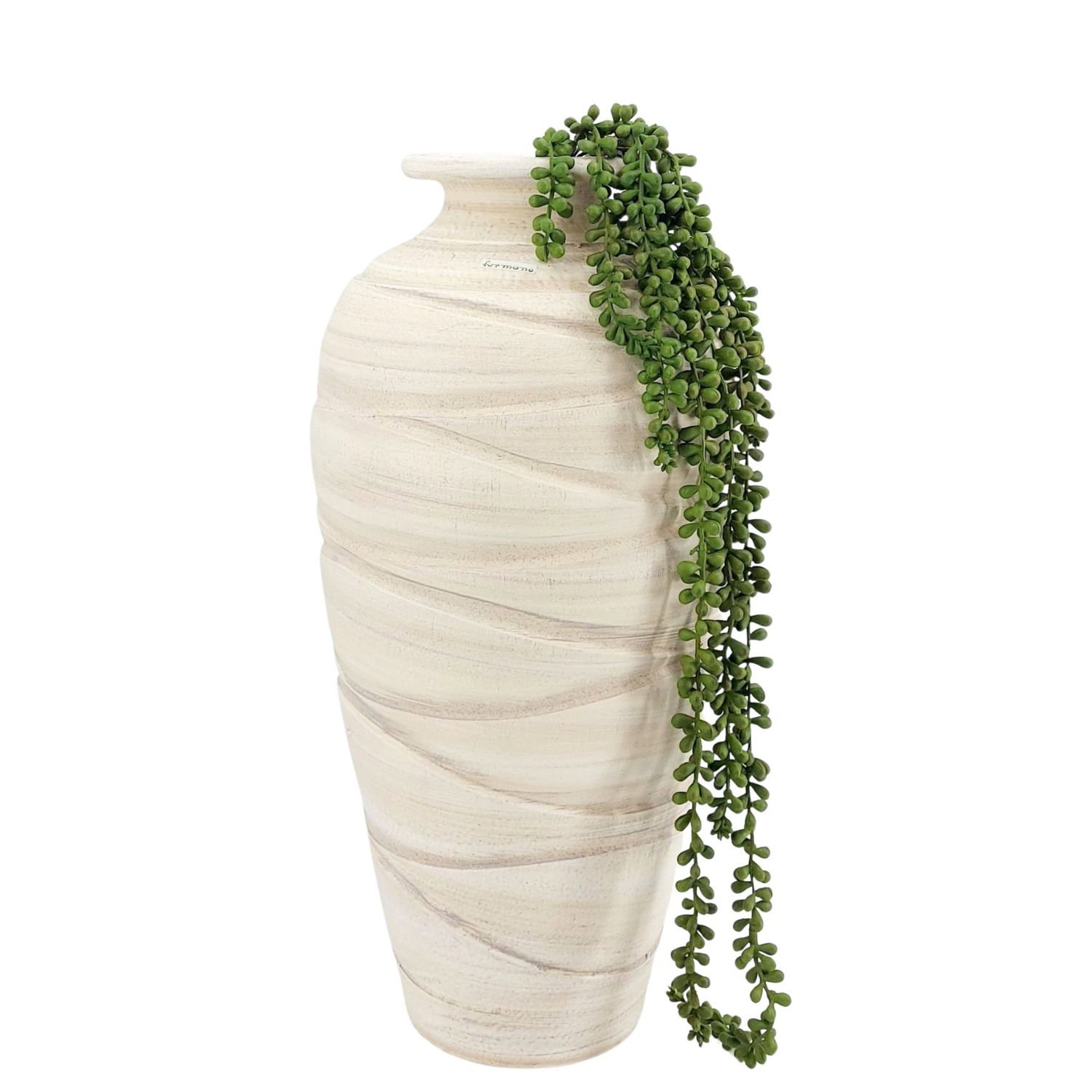 Helle Vase mit gewellter Oberfläche und hängender grüner Pflanze