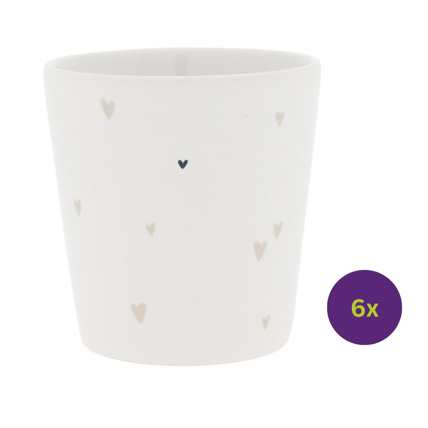Weißer Becher mit kleinen Herzmotiven, rechts violettes Kreisicon mit „6x“