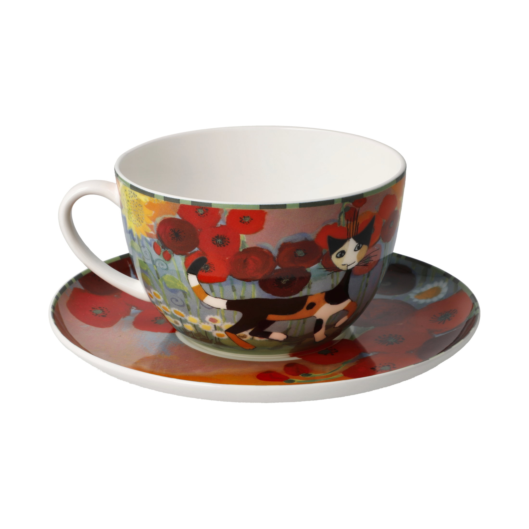 Eine bunte Tasse mit Untertasse, verziert mit Blumen und einer Katze, steht auf einem weißen Hintergrund.